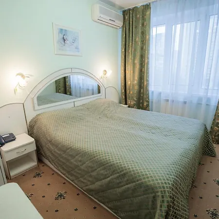 Mir Hotel 3*