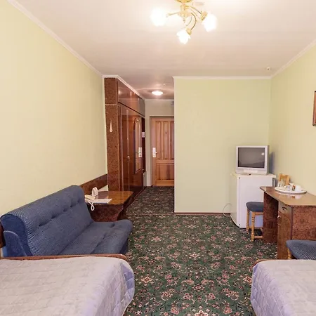 Mir Hotel 3*